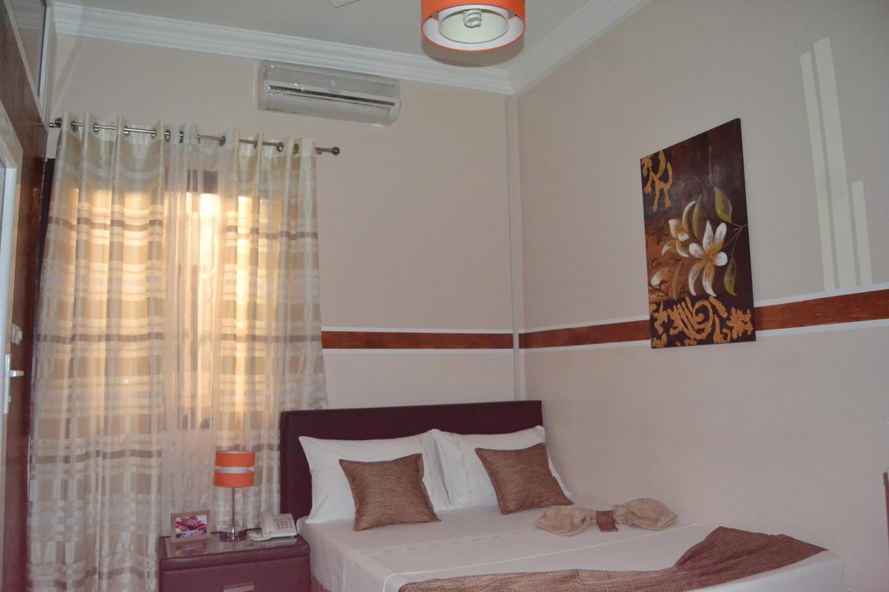 Green Lodge Κινσάσα Εξωτερικό φωτογραφία